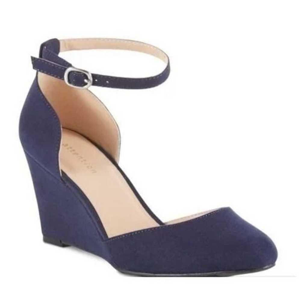 NWOB Attention Wedge Heels - image 1