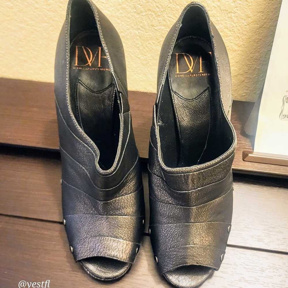 Diane Von Furstenberg DVF nwob black leather stud… - image 4