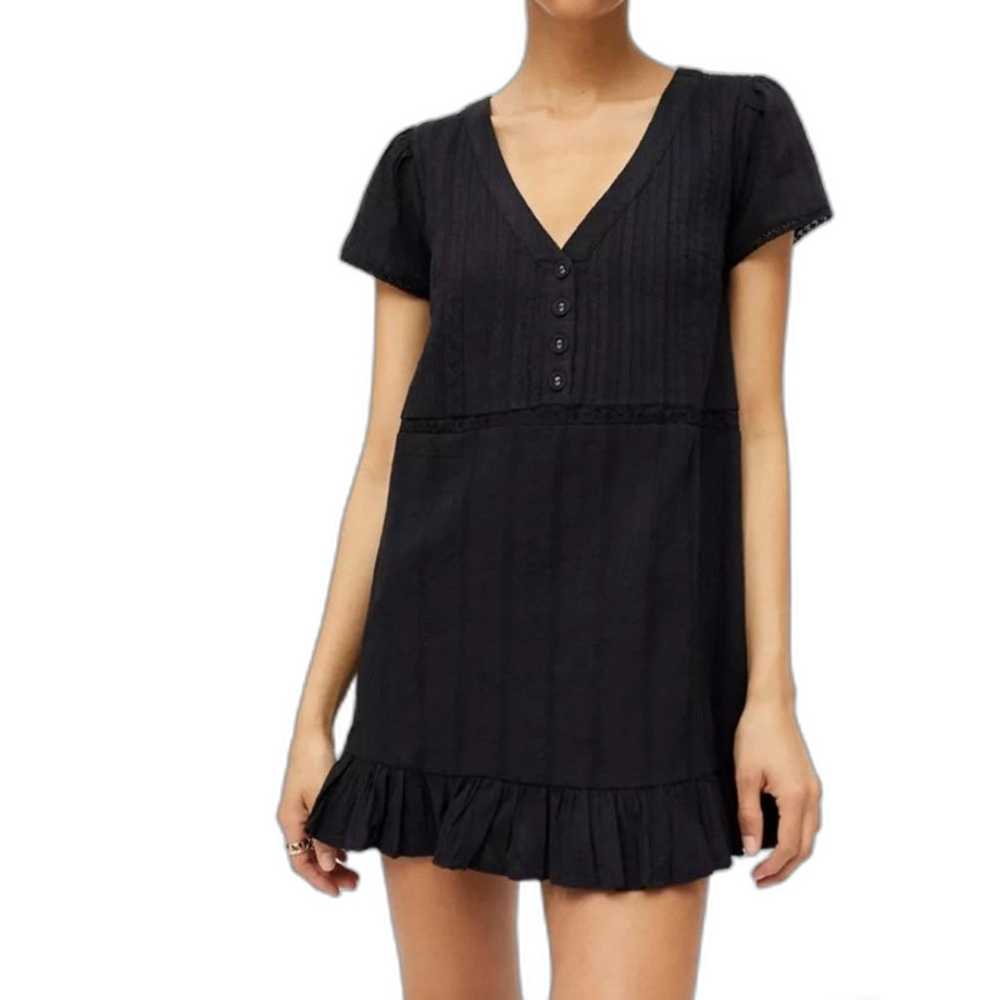 Urban Outfitters Bria Black Pleated Short Sleeve … - image 1