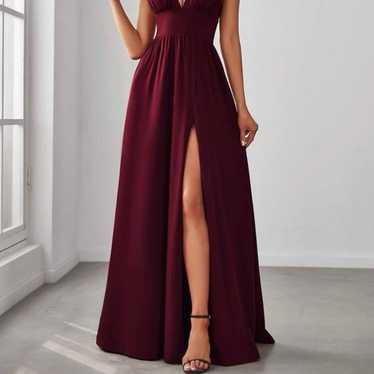 Beautiful Burgundy Bridesmaid/Formal Dress