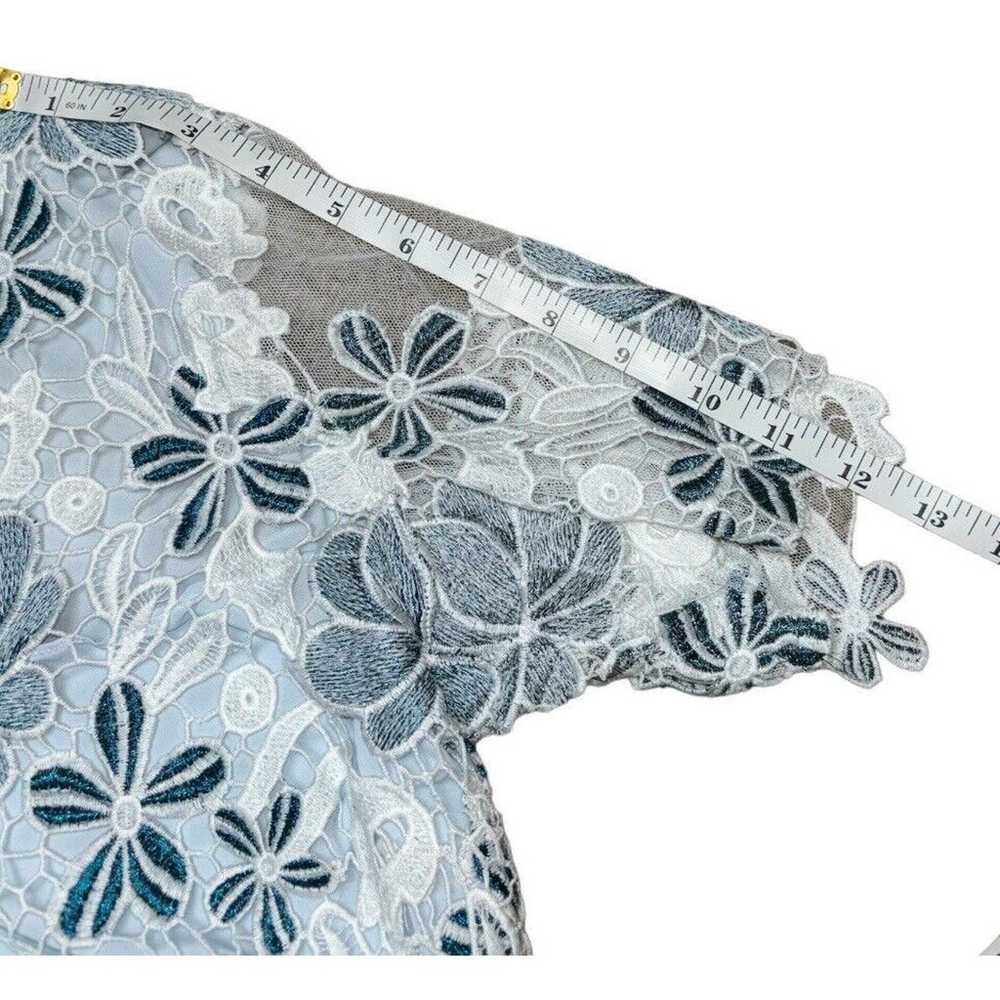 $400 Elie Tahari White Blue Floral Overlay Cockta… - image 4