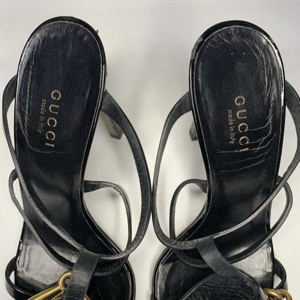 Gucci Patent leather sandal - image 10