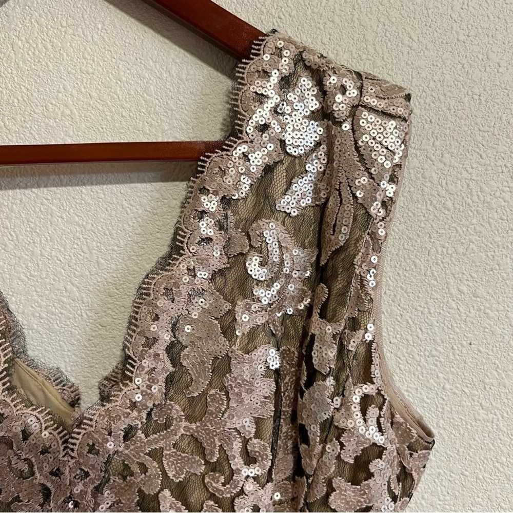 Tadashi Shoji Black gold sequins lace knee length… - image 3