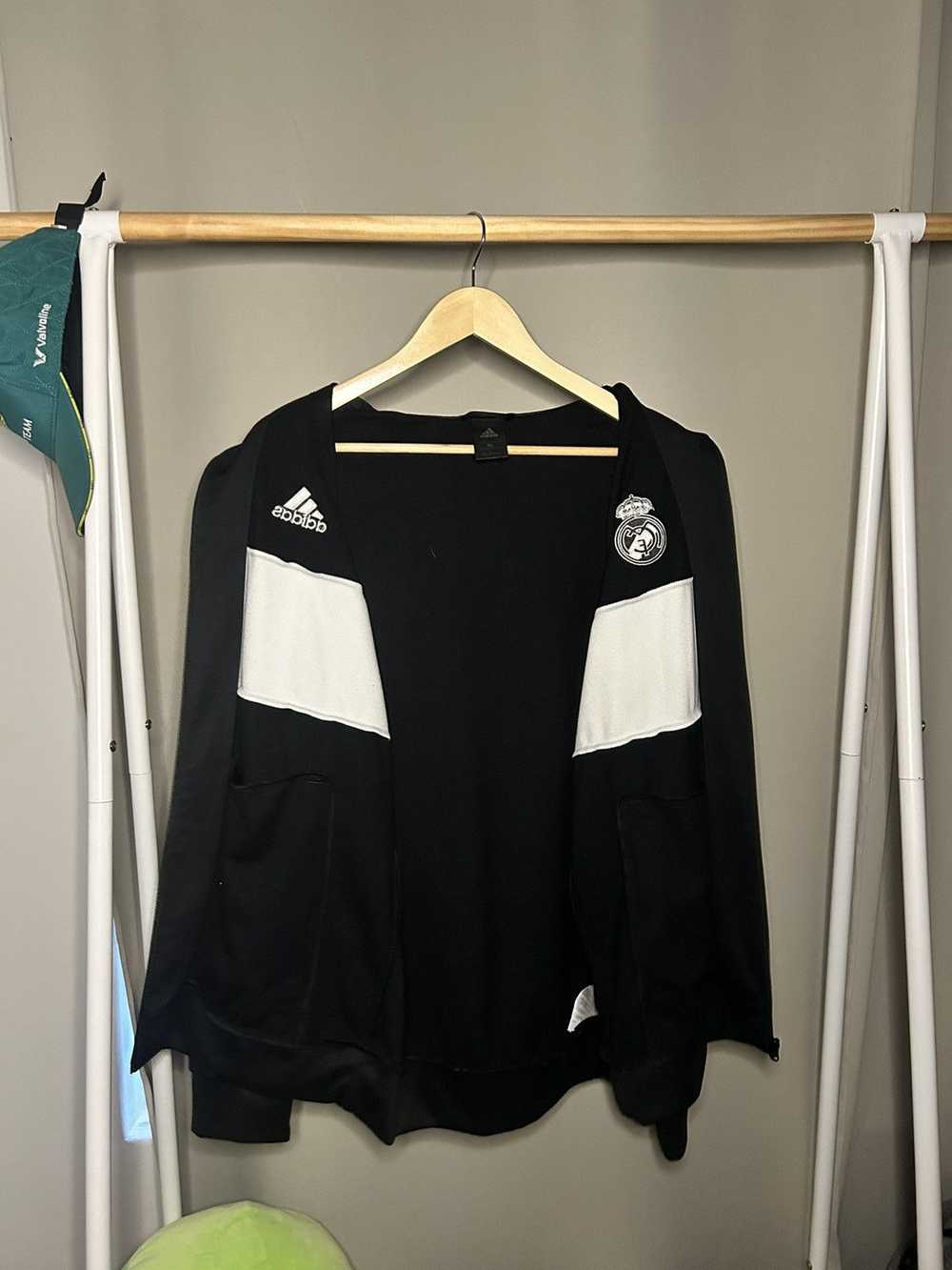 Adidas Adidas light jacket x Real Madrid x Street… - image 2