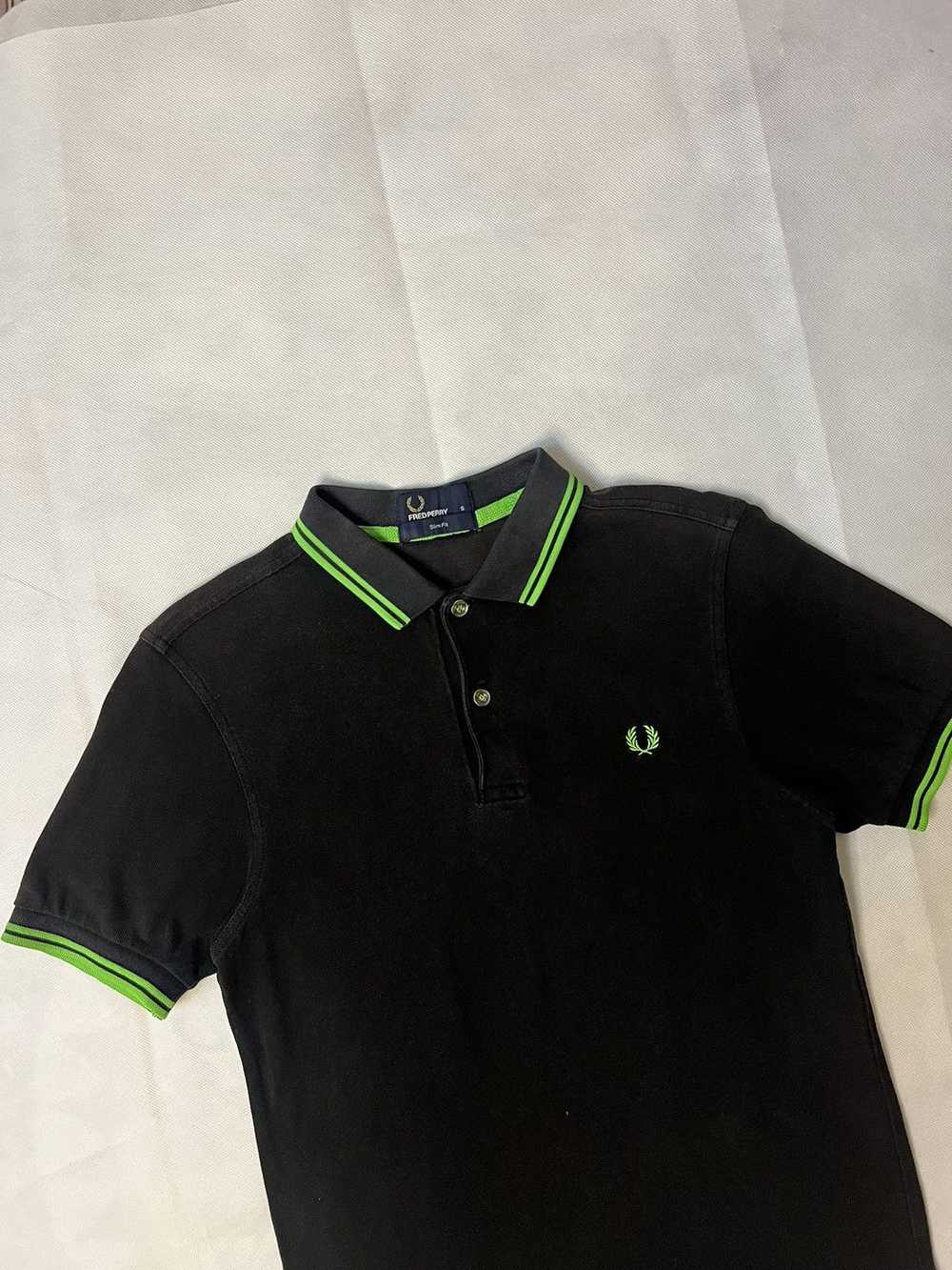 Fred Perry × Luxury Fred Perry Neon Twin Tipped S… - image 2