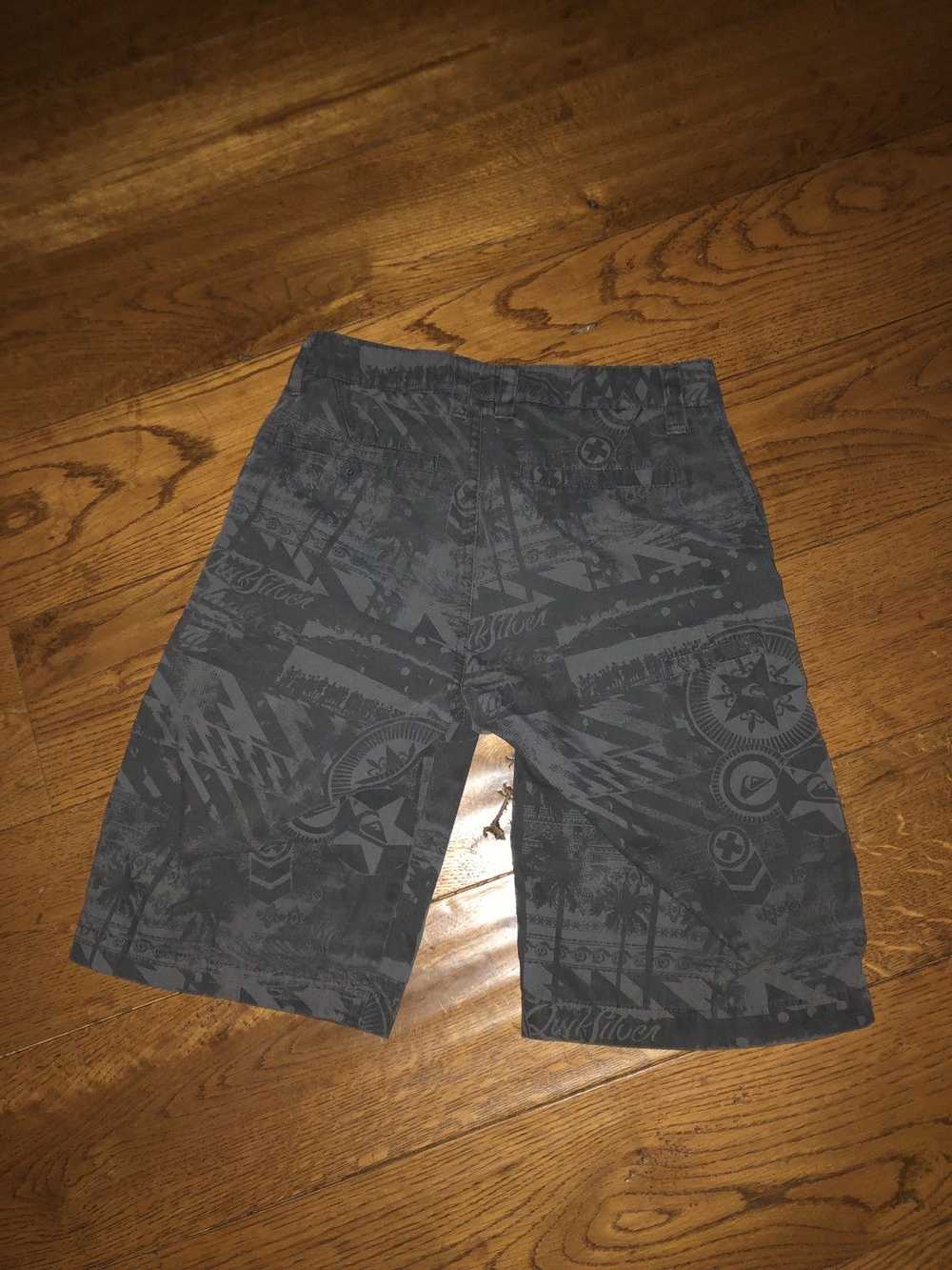 Quiksilver Graphic Shorts - image 1
