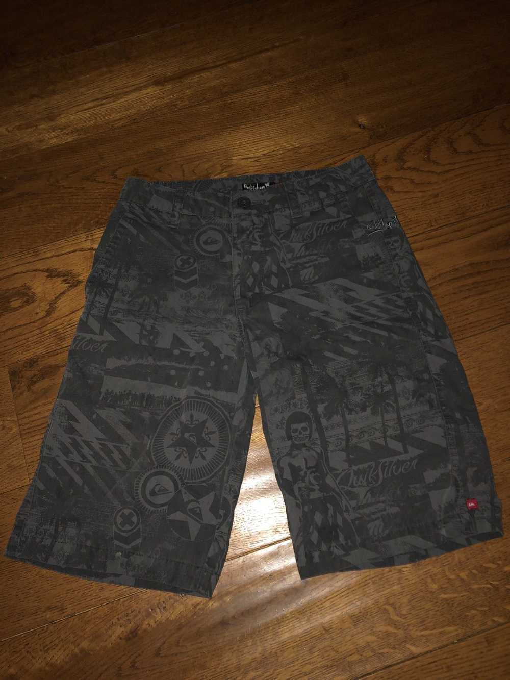 Quiksilver Graphic Shorts - image 2