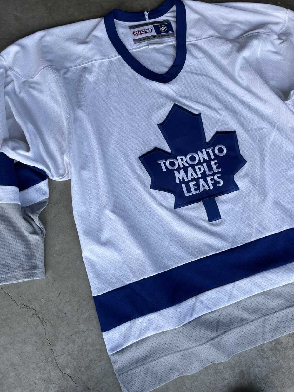 Ccm × Vintage Vintage Toronto Maple Leafs CCM Hoc… - image 6