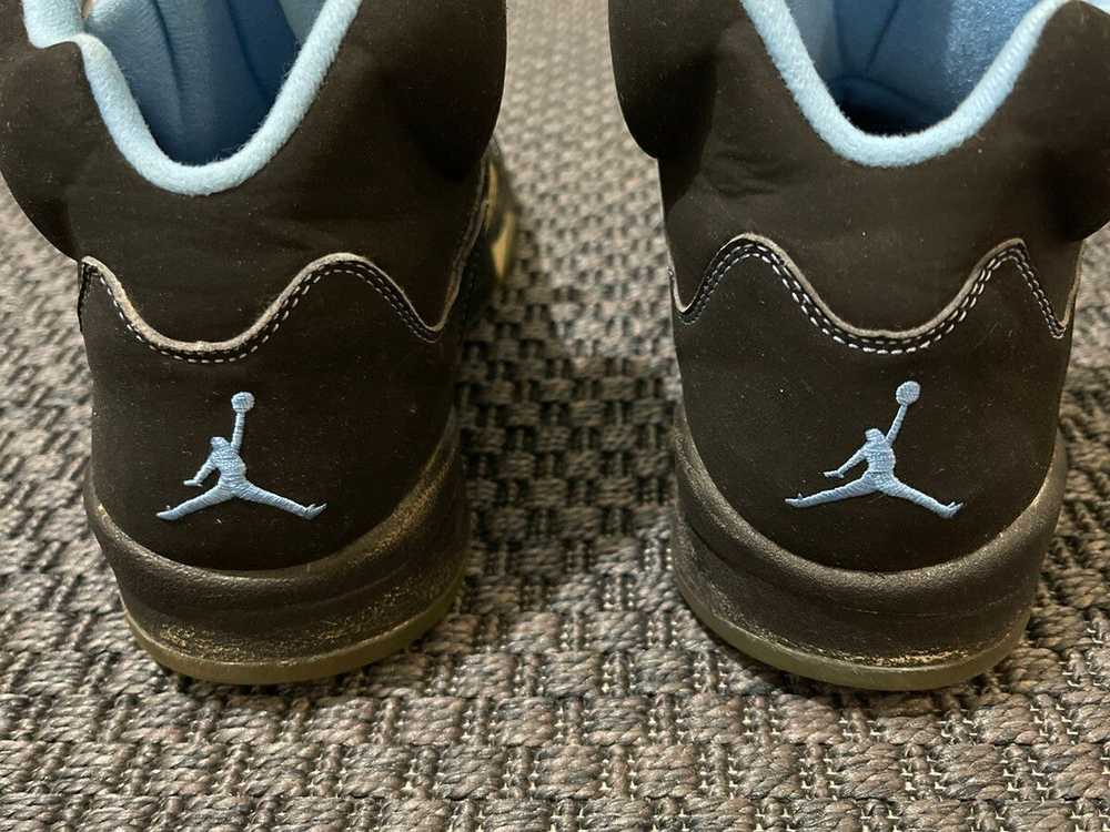 Jordan Brand × Nike Air Jordan 5 Retro LS UNC 2006 - image 11