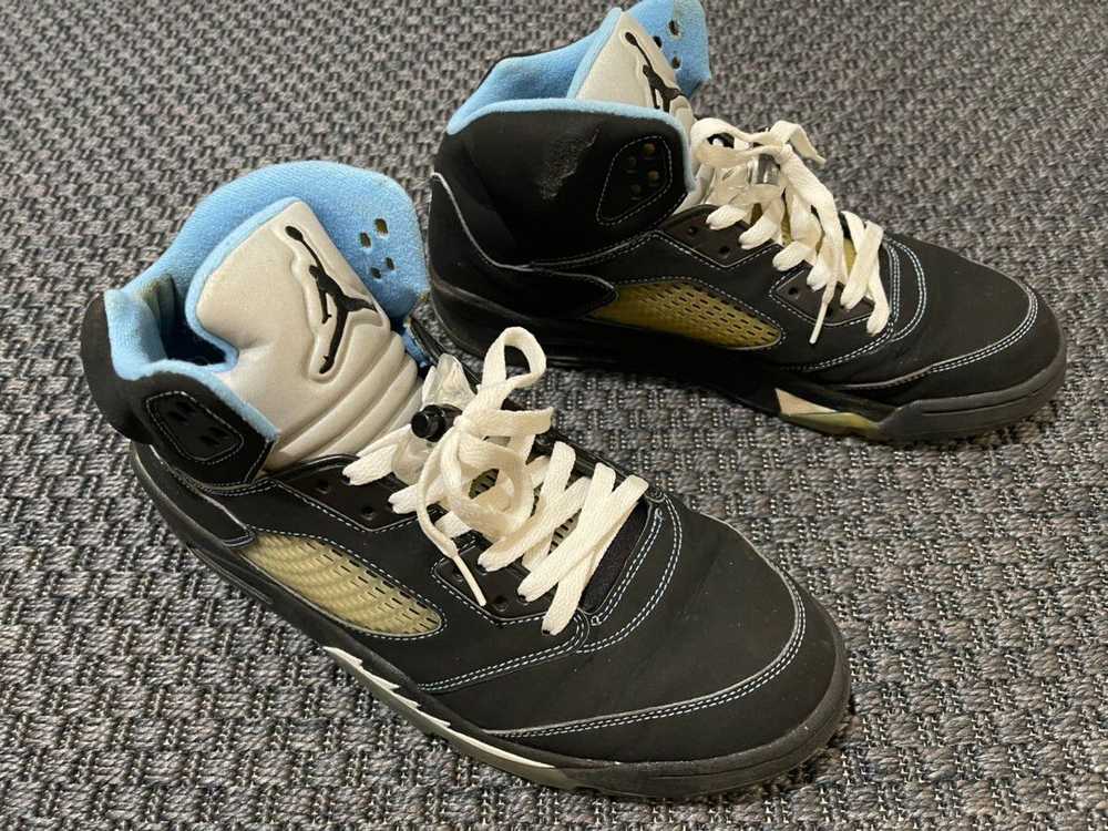 Jordan Brand × Nike Air Jordan 5 Retro LS UNC 2006 - image 2