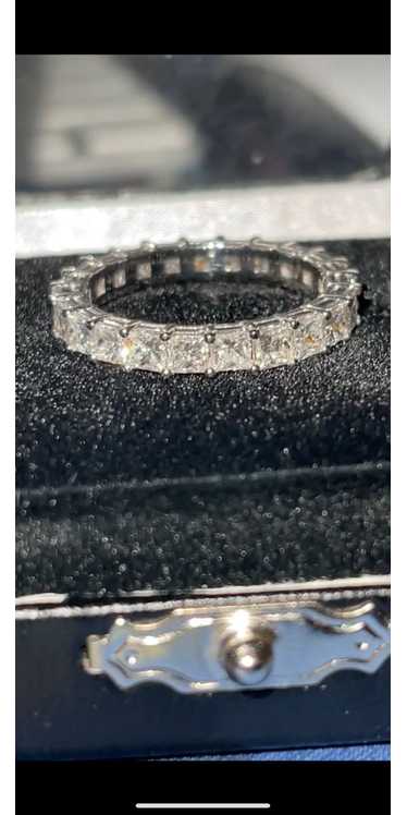 Jewelry × Luxury Diamond Ring