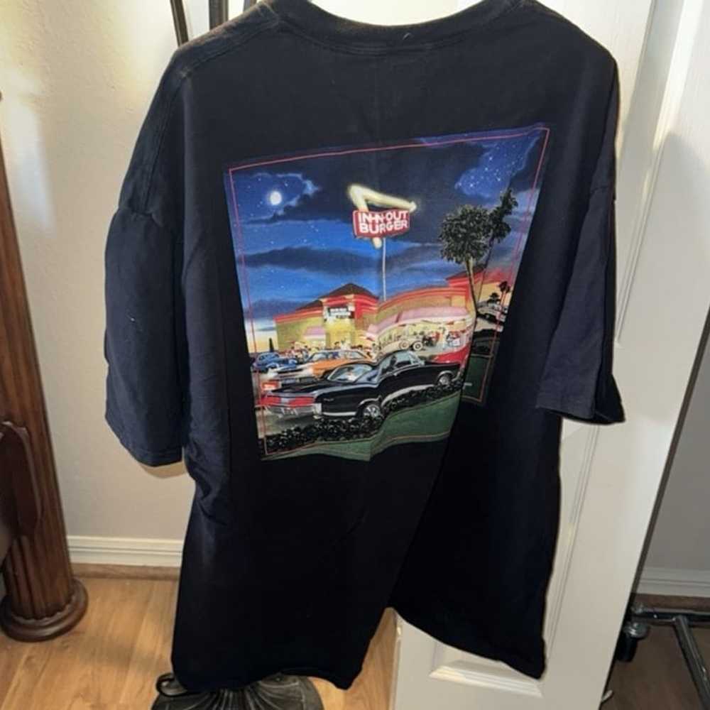 In and out burger shirt - image 5