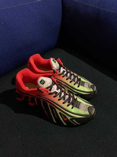 Nike × Rare × Streetwear Nike Shox R4 Neymar Jr. -