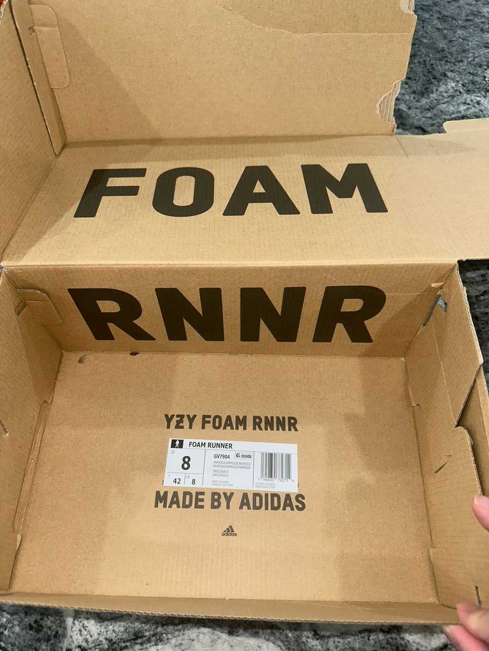 Adidas × Kanye West Yeezy Foam Rnnr MXT Moon Gray - image 11