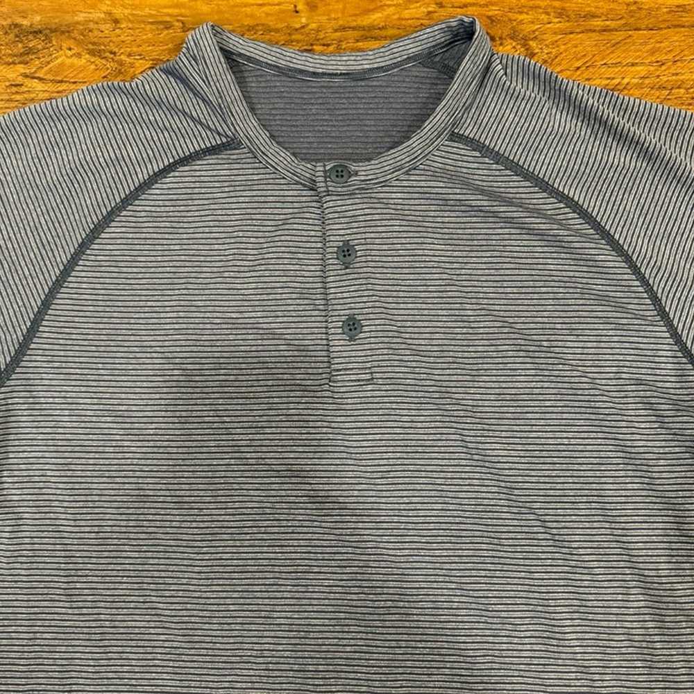 Lululemon Metal Vent Tech Blue Striped Casual Sho… - image 1