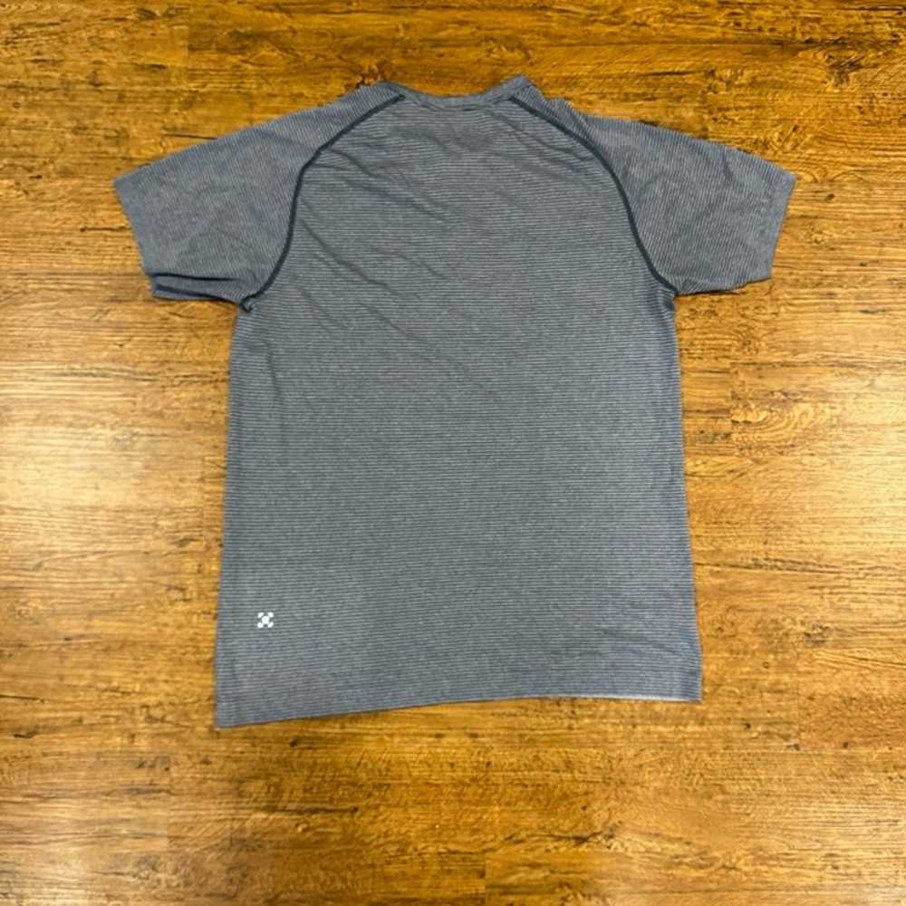 Lululemon Metal Vent Tech Blue Striped Casual Sho… - image 3