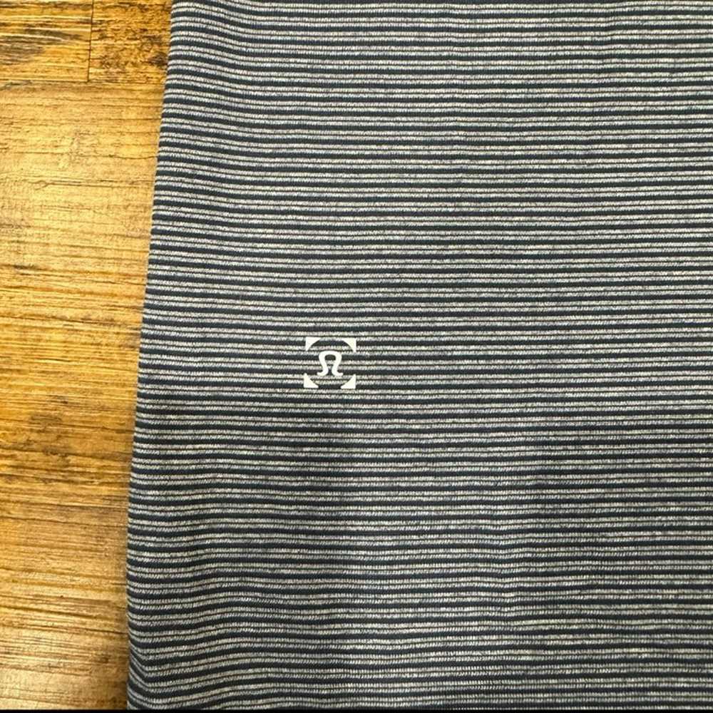 Lululemon Metal Vent Tech Blue Striped Casual Sho… - image 4