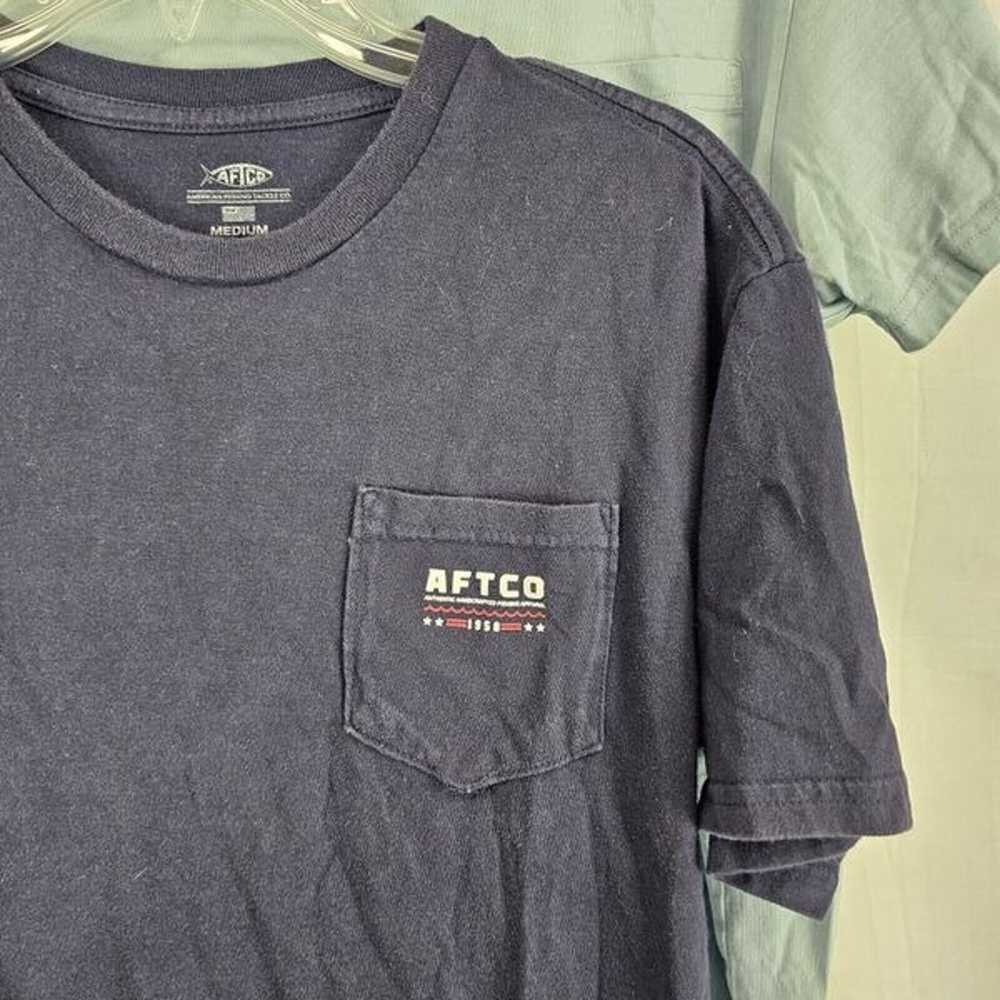 Lot Of 2 AFTCO T Shirts Mens Medium Navy Light Bl… - image 3