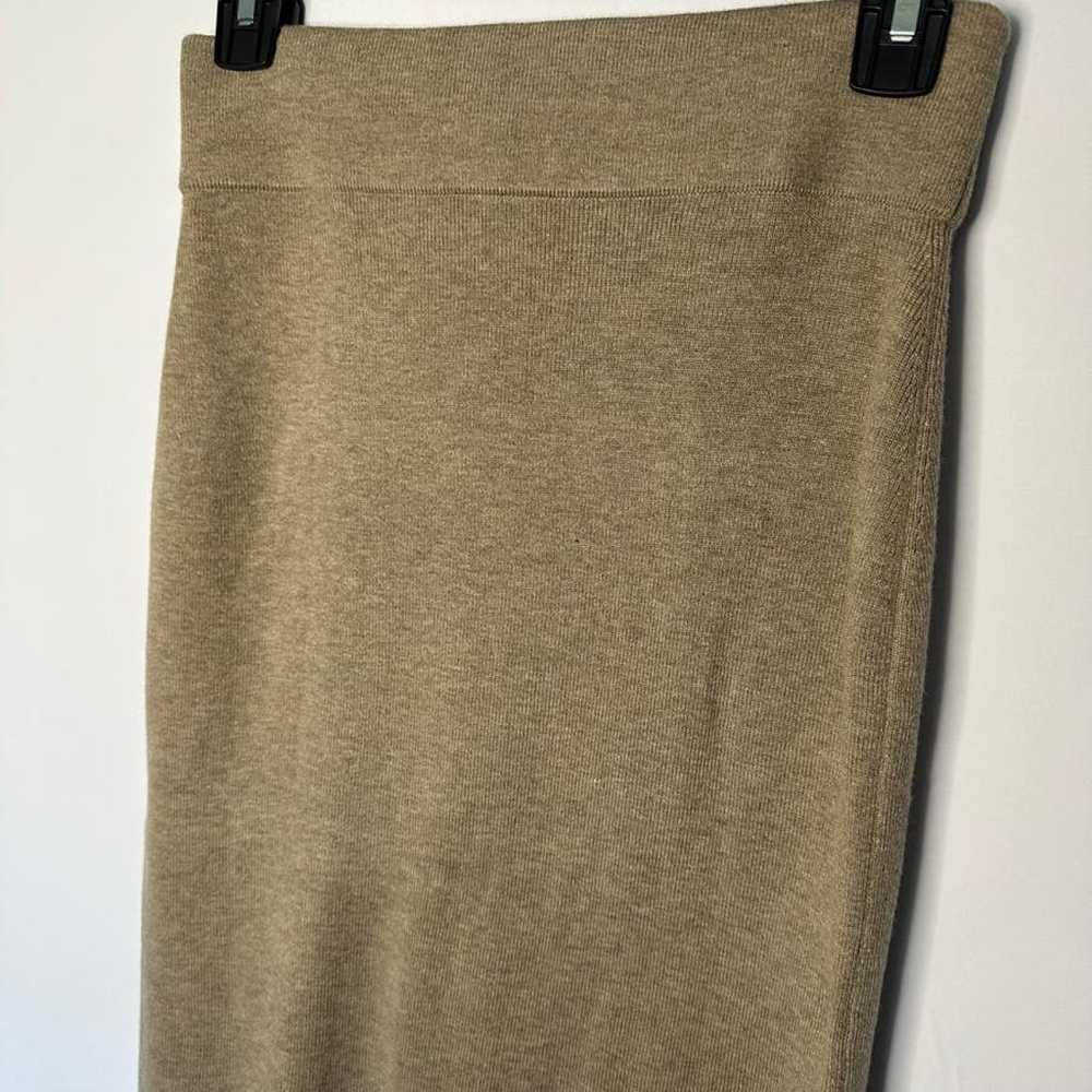 Club Monaco Wool mid-length skirt - image 7