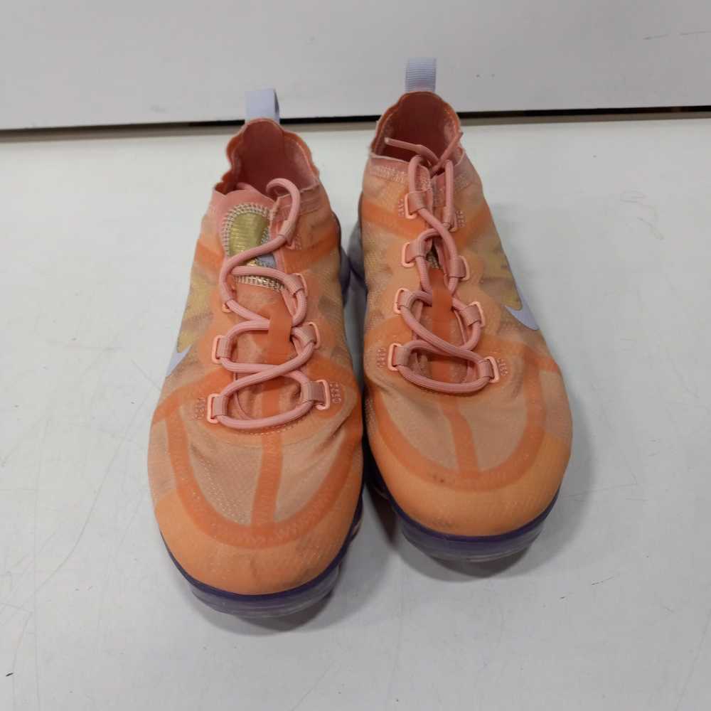 Women's Nike Air VaporMax Peach/Pink Sneakers Siz… - image 1