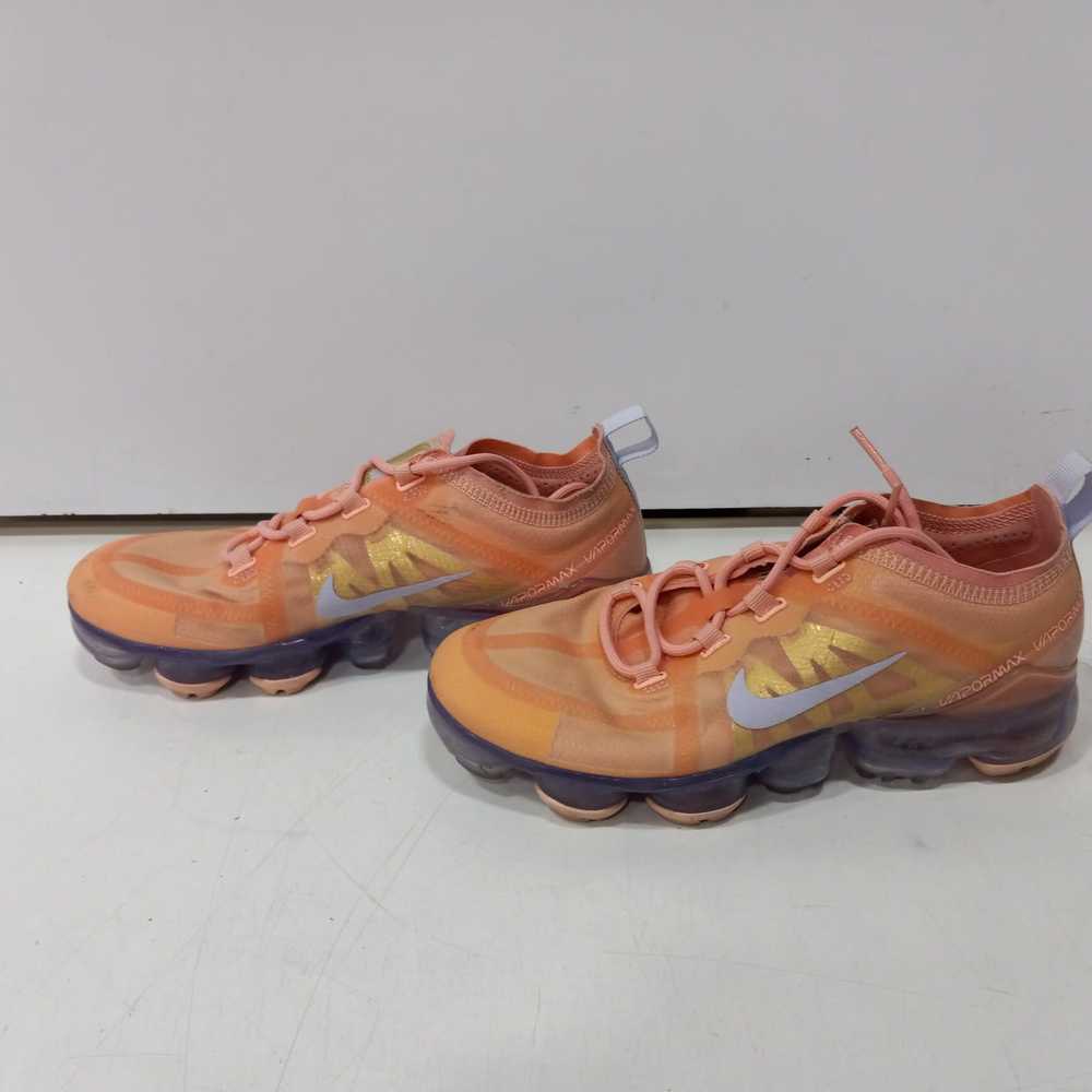Women's Nike Air VaporMax Peach/Pink Sneakers Siz… - image 2