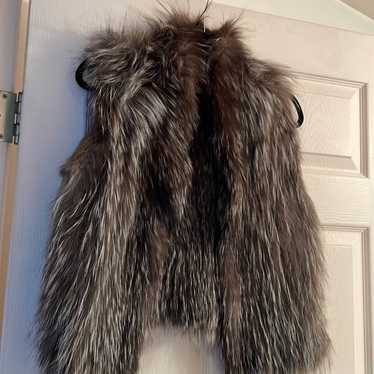 Yves Salomon silver fox fur vest - image 1