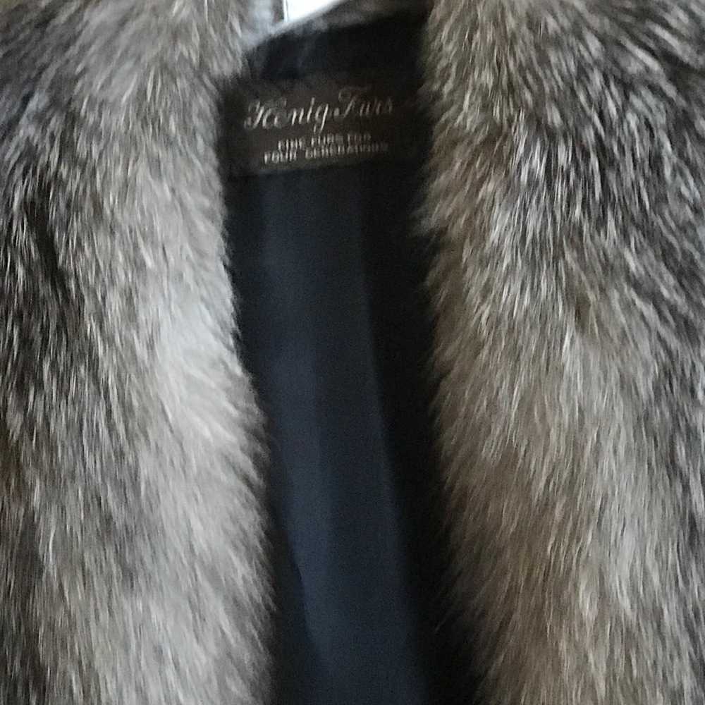 Leather coat with fur trim - image 3