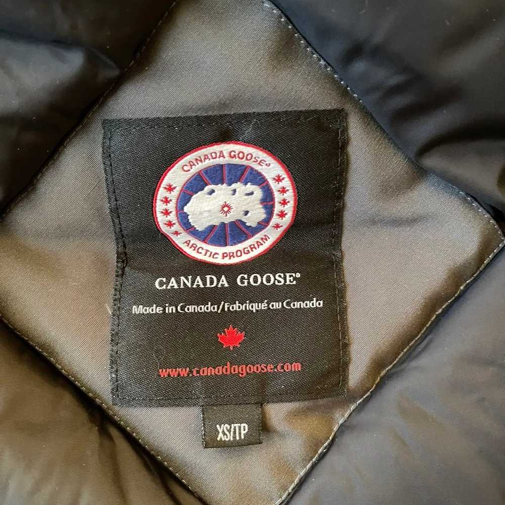 Canada goose jacket - image 7