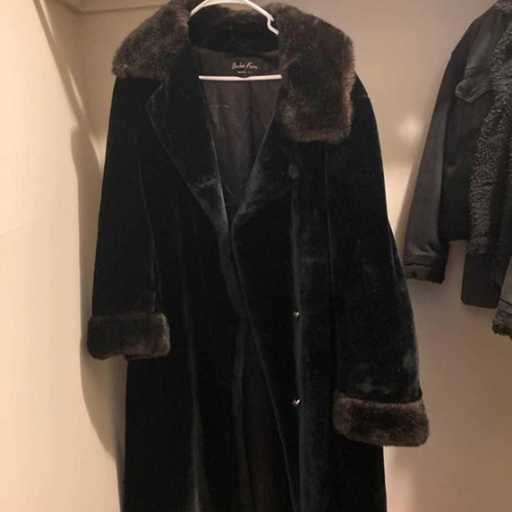 Vintage black fur coat - image 1