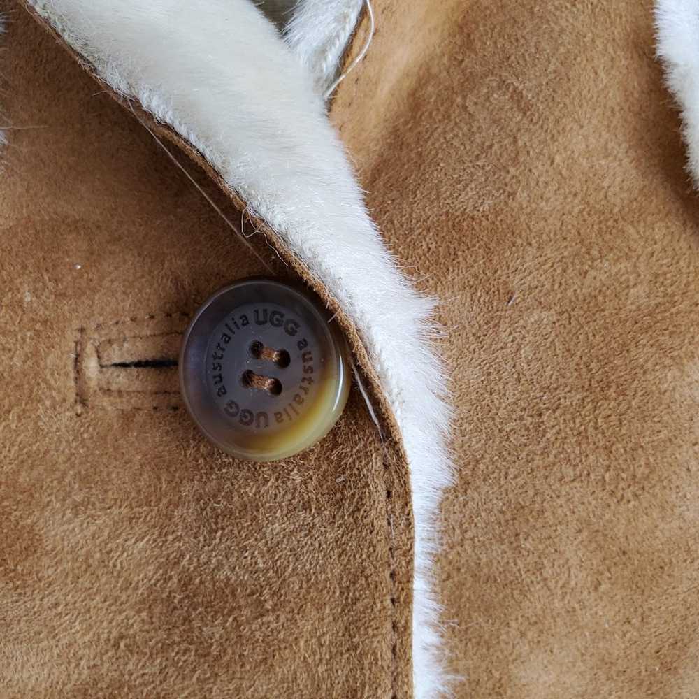 UGG Hooded Chestnut Sherpa Fur Coat Size Medium - image 10