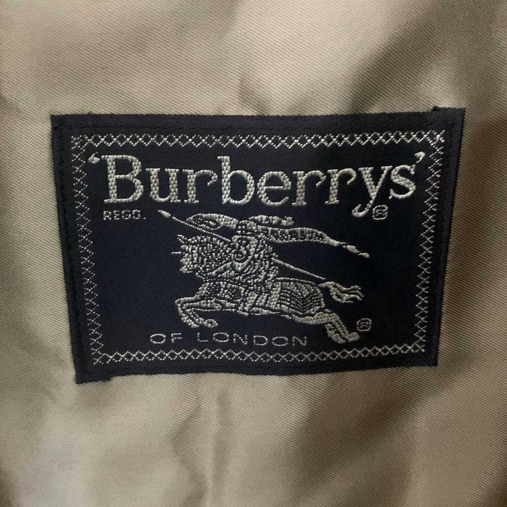 Burberry trench coat - image 4