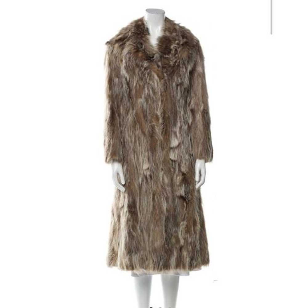 Chic Feathery Fur Coat! Movie Star vibes! - image 7
