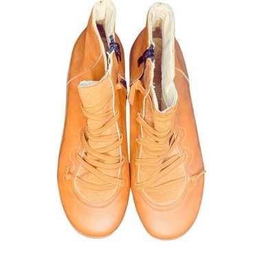 Womans Vintage Tan ankle shoes - image 1