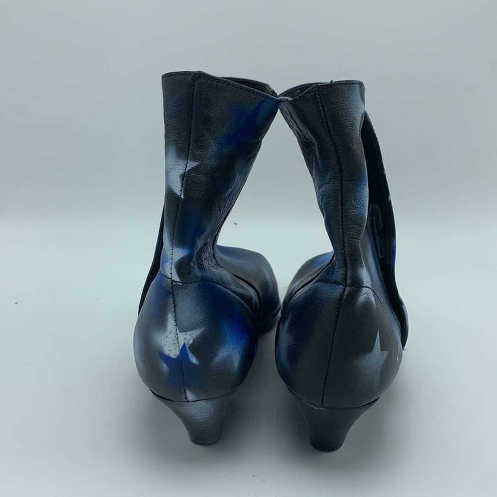 Vintage black star blue white leather booties siz… - image 2