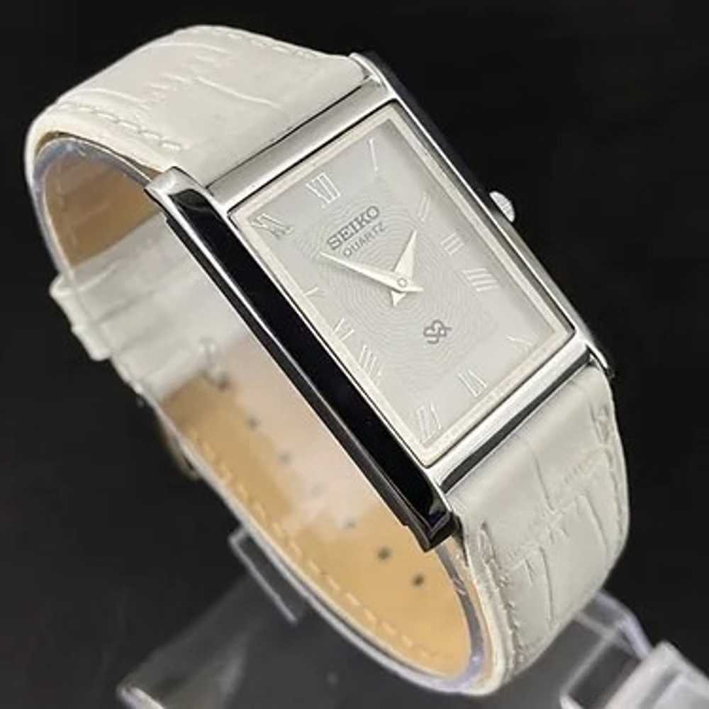 Vintage Style Seiko Quartz Mens Silver Watch & Wh… - image 4