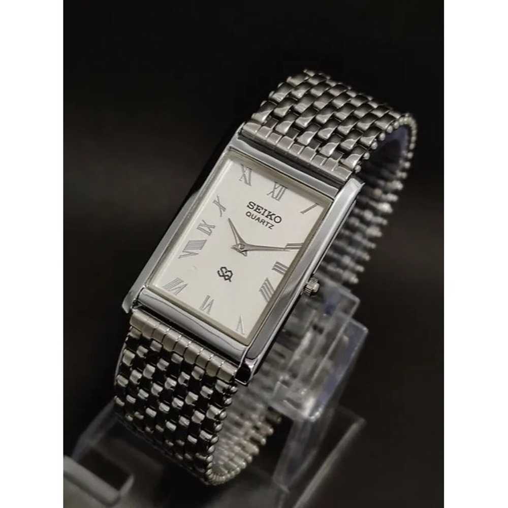 Vintage Style Seiko Quartz Mens Silver Watch & Wh… - image 5