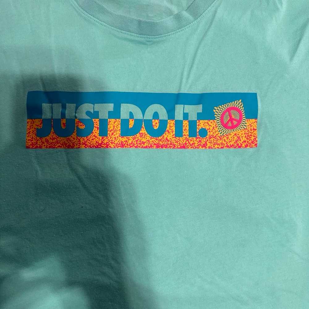 NIKE Retro XXL Graphic Tee Rare Find - image 2