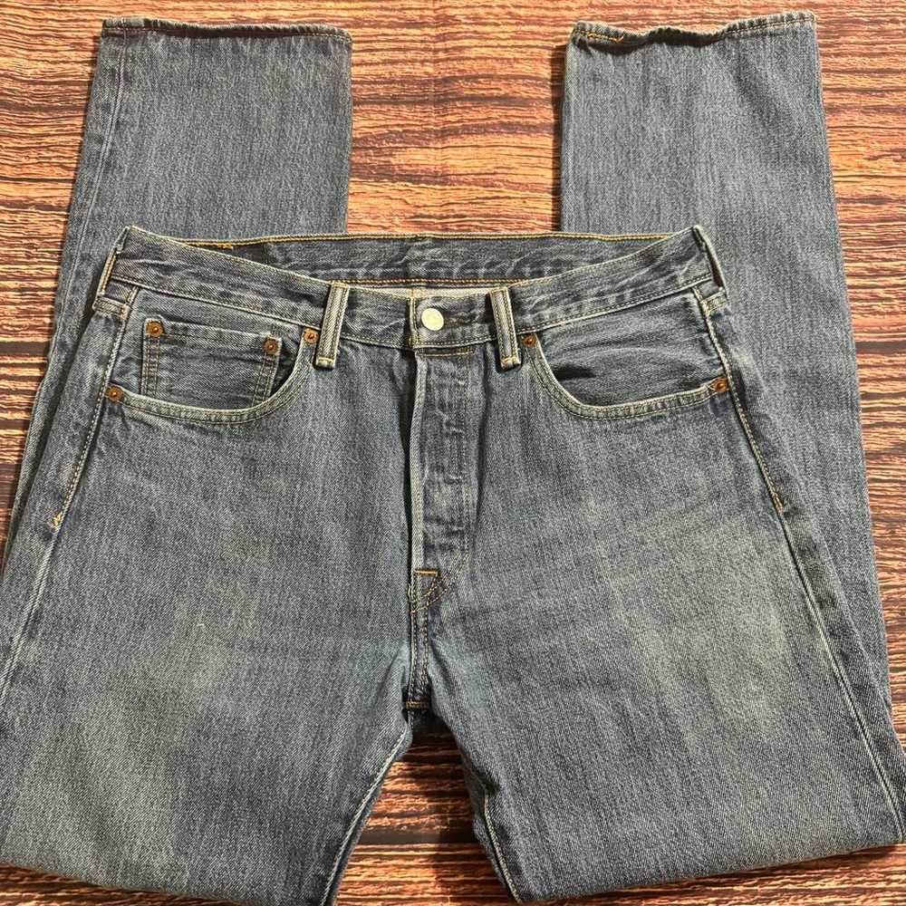 Vintage Men’s Levi 501 Buttonfly Jeans size 32”x3… - image 1