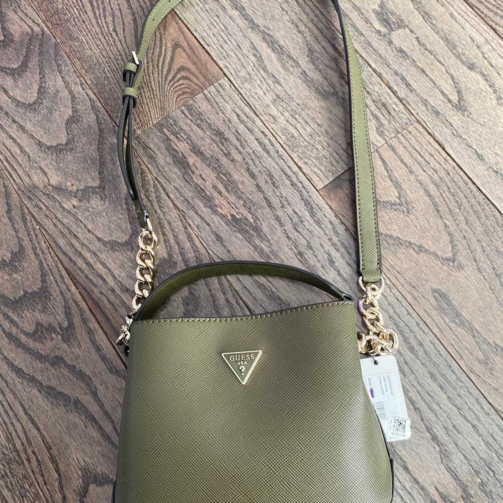 Guess handbag Style:VG841601 Color Olive - image 1