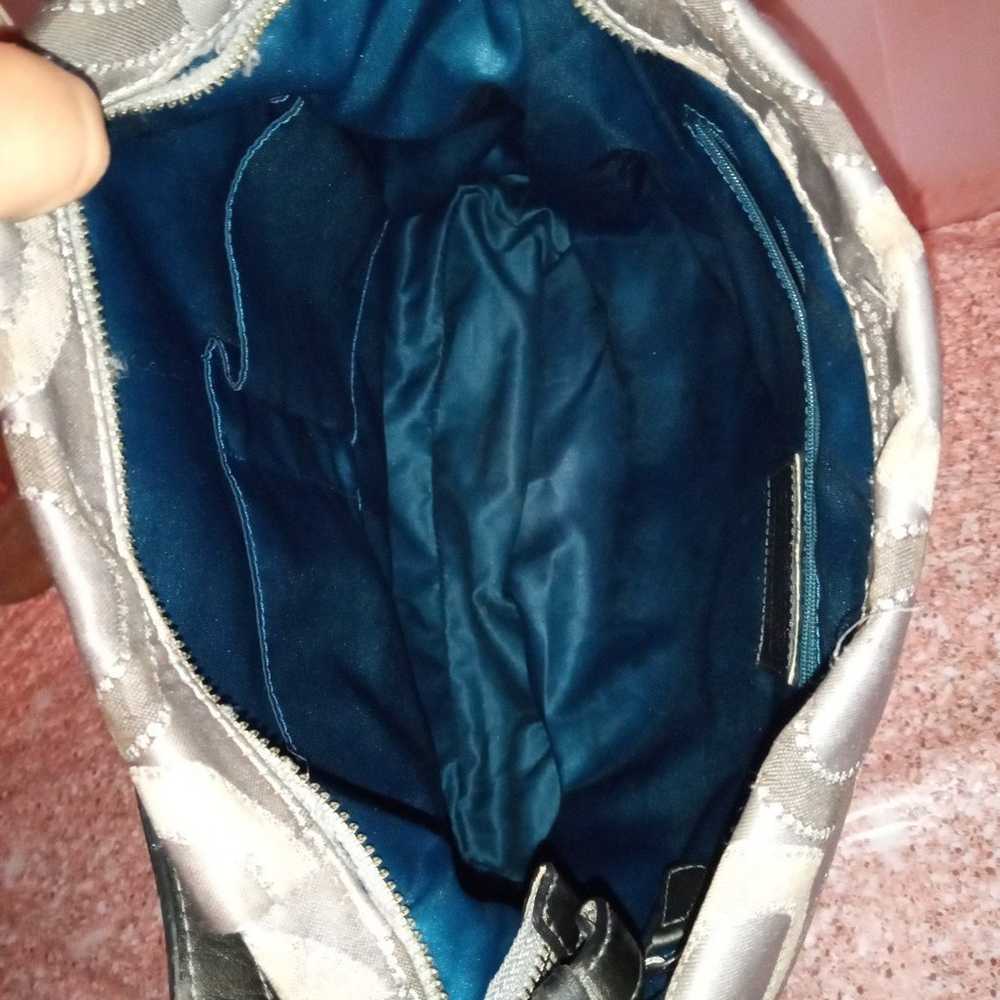 Ladies leather coach purse - image 6