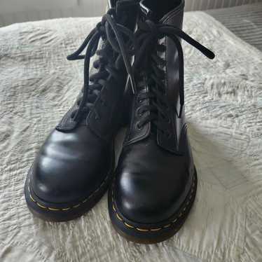 Dr. Martens Black Smooth Leather Ankle Women's 8