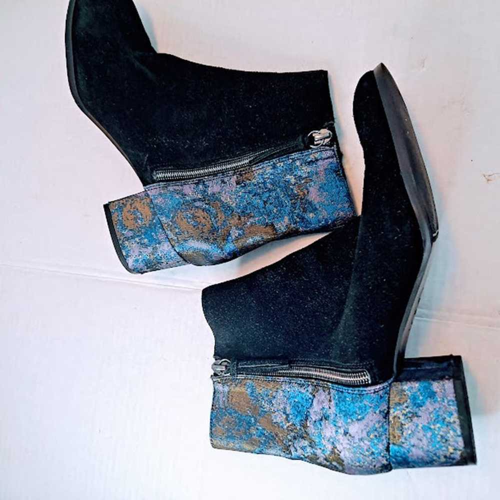 Lori Goldstein Ankle Boots 8.5 Blue Gold Purple B… - image 4