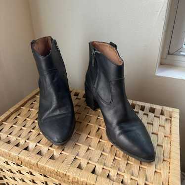 Madewell Genuine Leather Black Booties