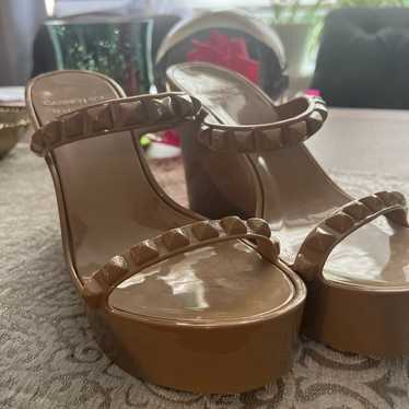 Carmen Sol Sandals  size 9