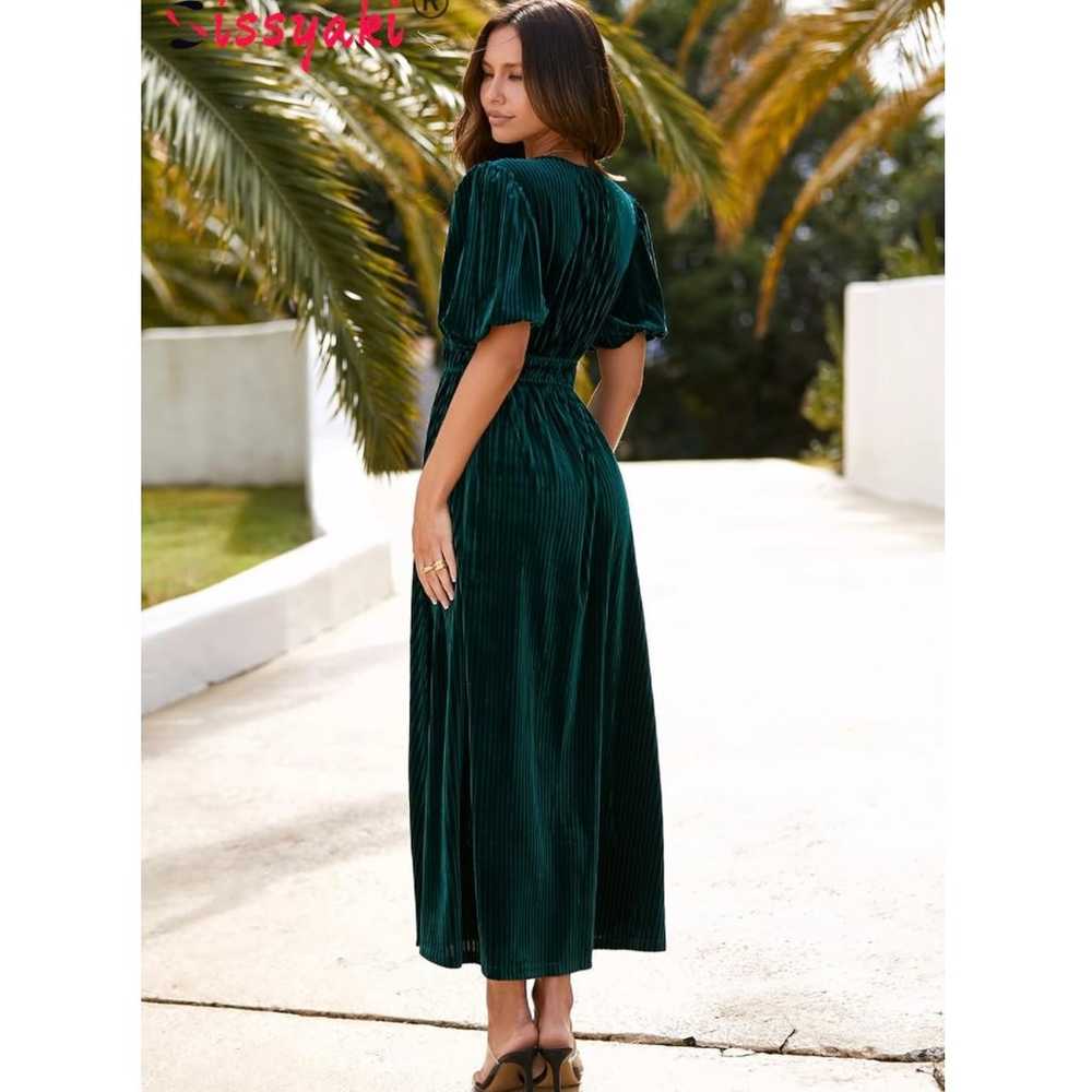 NWOT Emerald Green Velvet Dress - image 3