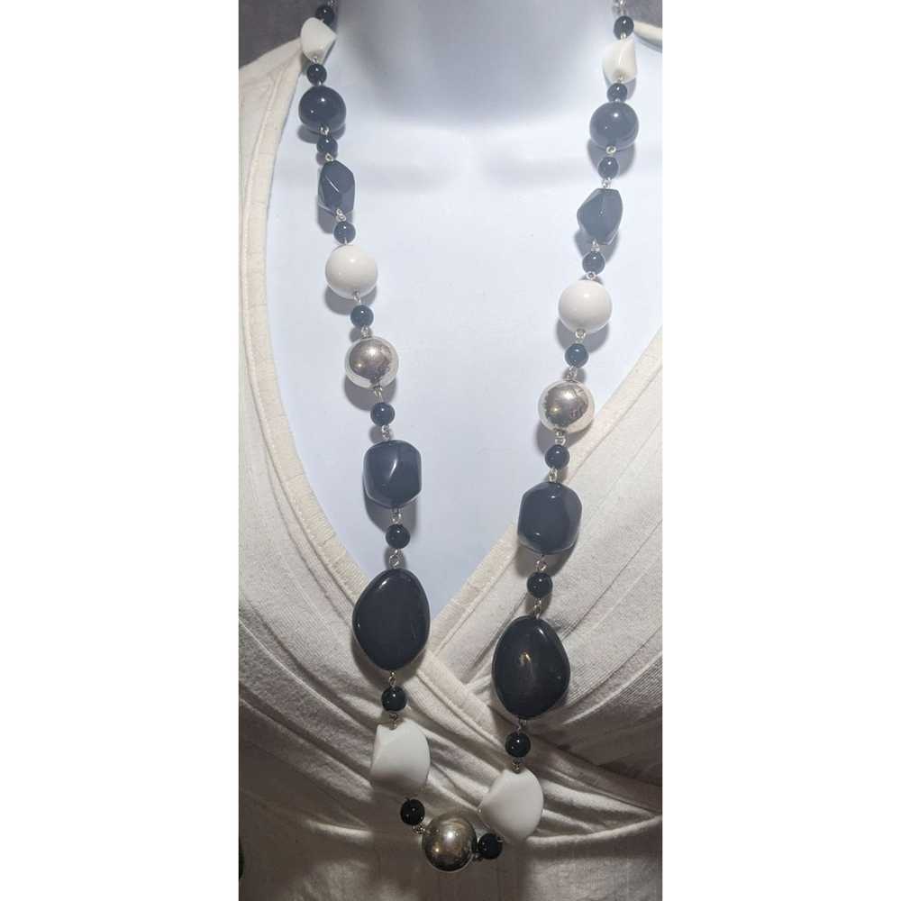 Other Black And White Chunky Beaded Necklace - image 3