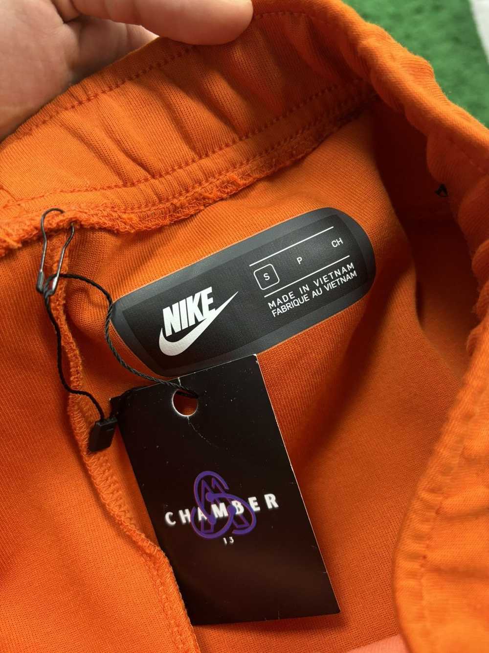 Nike Nike tech orange sweatpants small - image 2