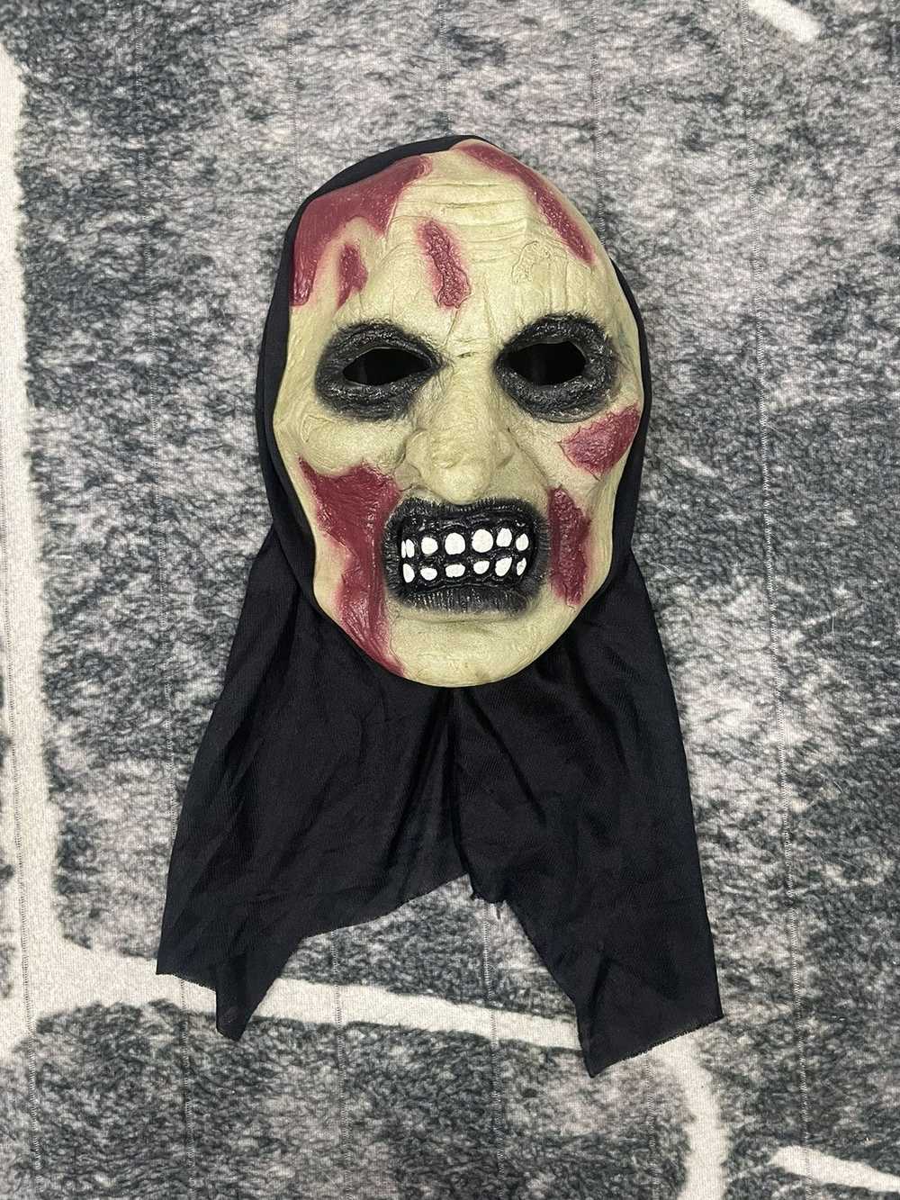 Rare × Streetwear Face Mask Horror Movie - image 1