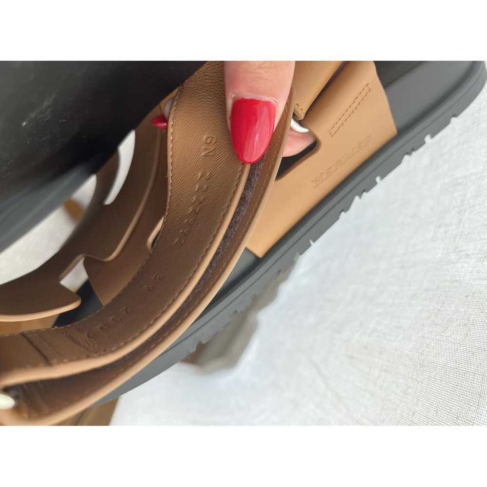 Hermès Chypre leather sandal - image 5