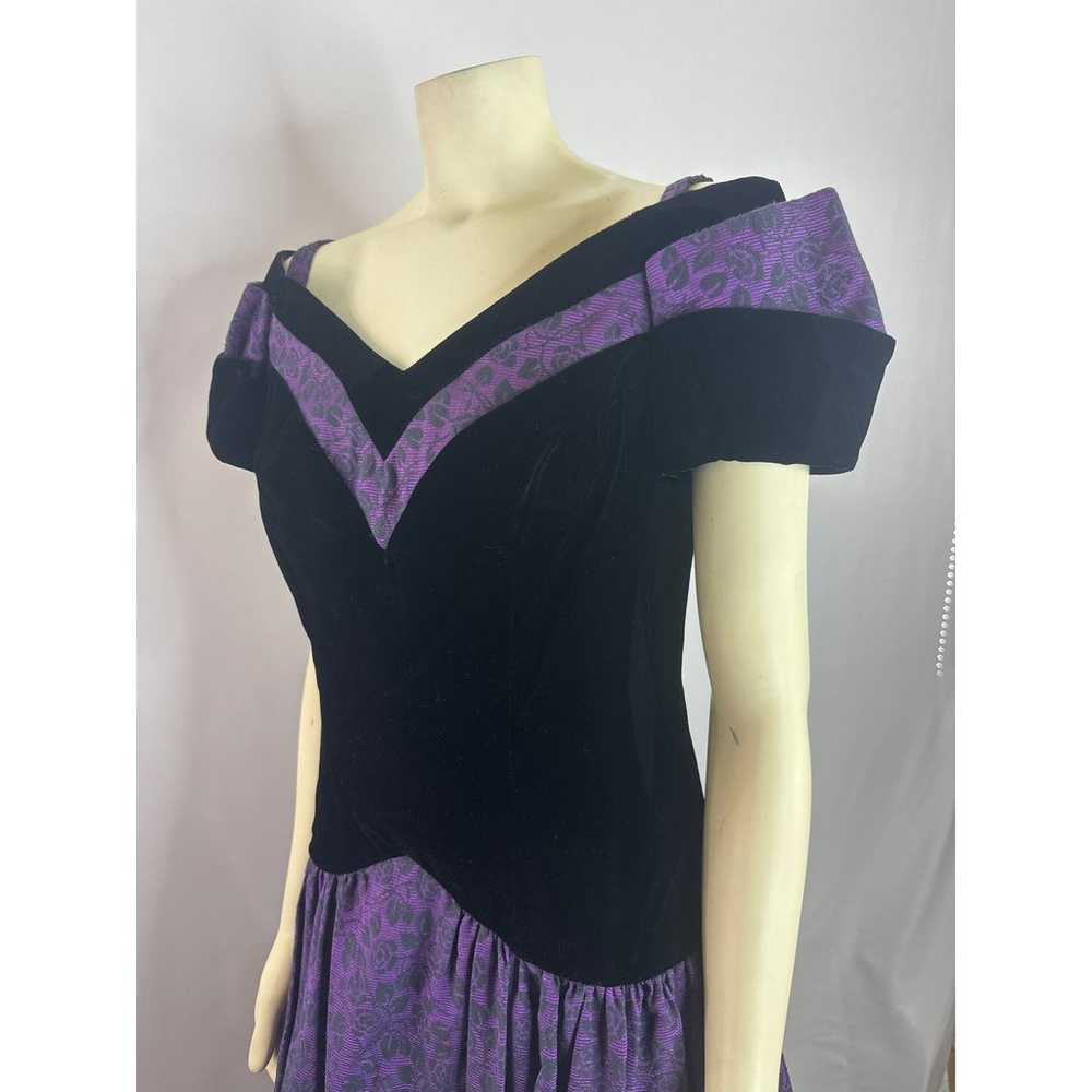 1980's vintage prom dress purple velvet and black… - image 3